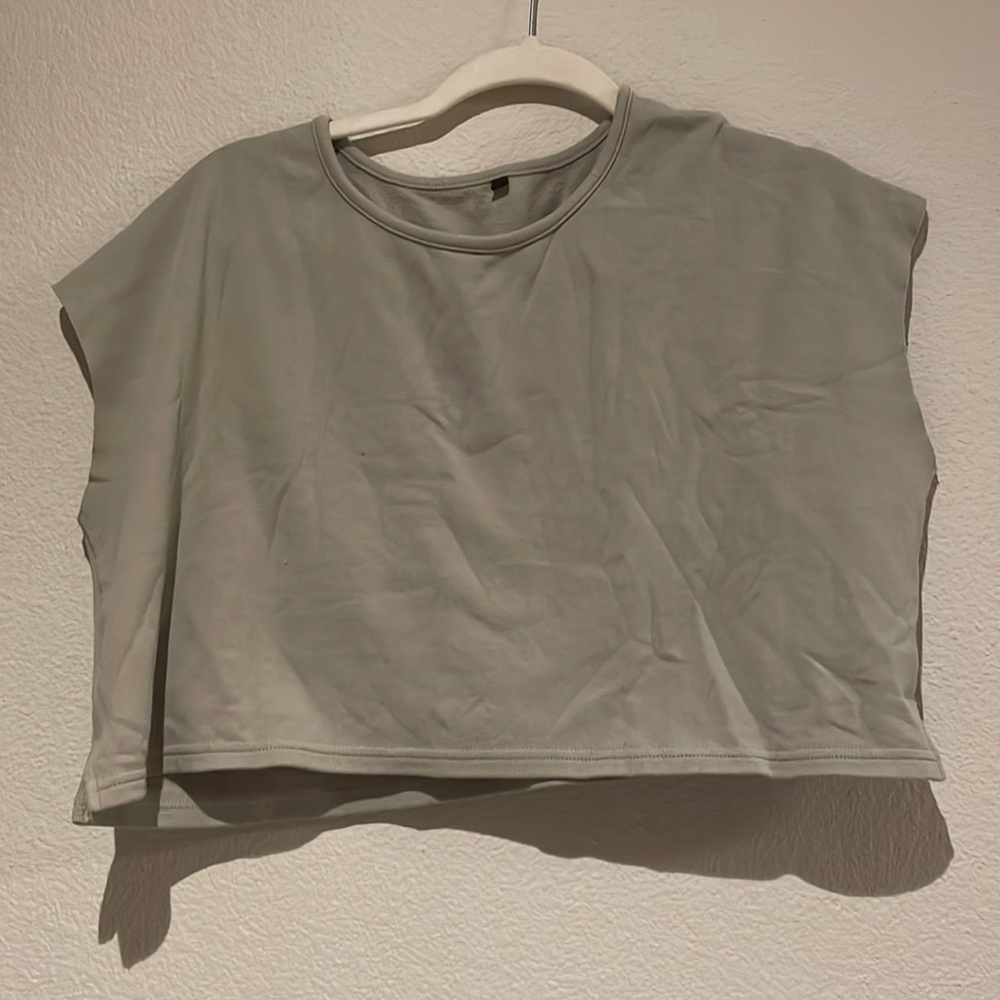 PTULA cropped muscle tee